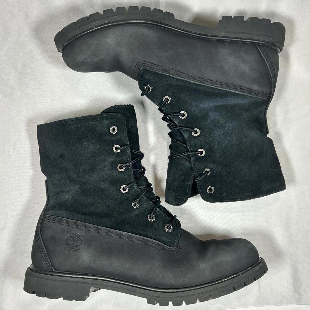 Timberland Women’s size 10, Black Nubuck Fleece-Lined Fold-Down Boots.